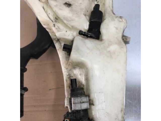 bontott AUDI A4 B8 Ablakmosó Tartály