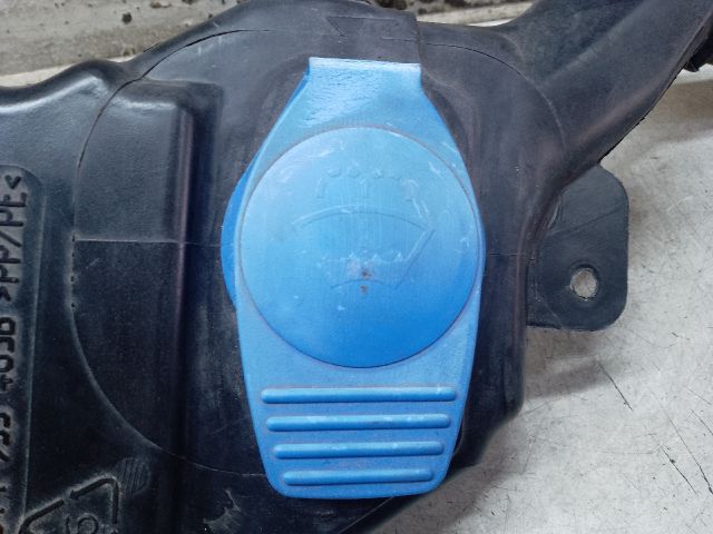 bontott AUDI A4 B8 Ablakmosó Tartály