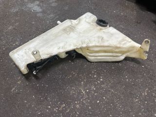 bontott AUDI A4 B8 Ablakmosó Tartály