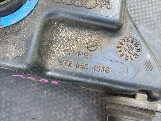 bontott AUDI A4 B8 Ablakmosó Tartály