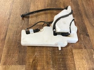 bontott AUDI A4 B8 Ablakmosó Tartály