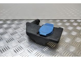 bontott AUDI A4 B8 Ablakmosótartály Betöltő