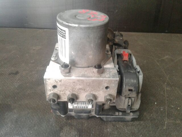 bontott AUDI A4 B8 ABS Kocka