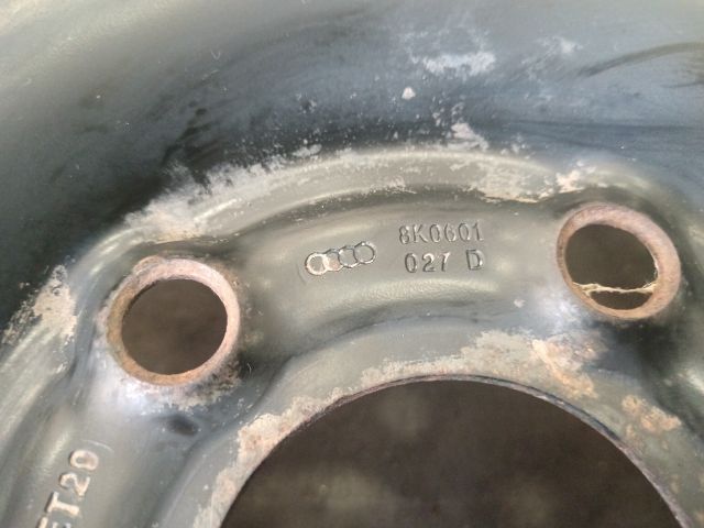 bontott AUDI A4 B8 Acélfelni Gumival (1 db)