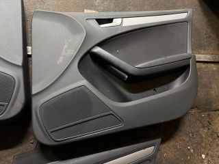 bontott AUDI A4 B8 Ajtó Kárpit Szett