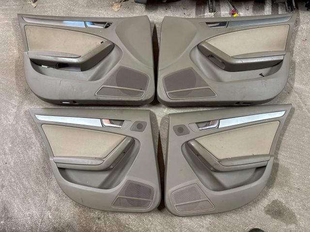 bontott AUDI A4 B8 Ajtó Kárpit Szett