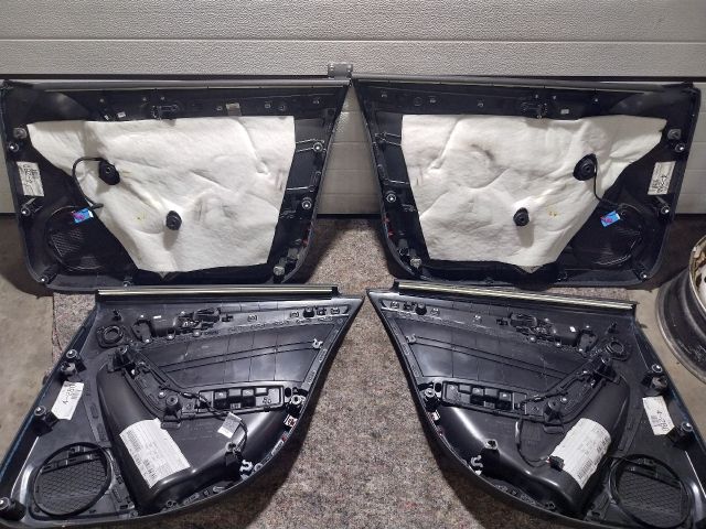 bontott AUDI A4 B8 Ajtó Kárpit Szett