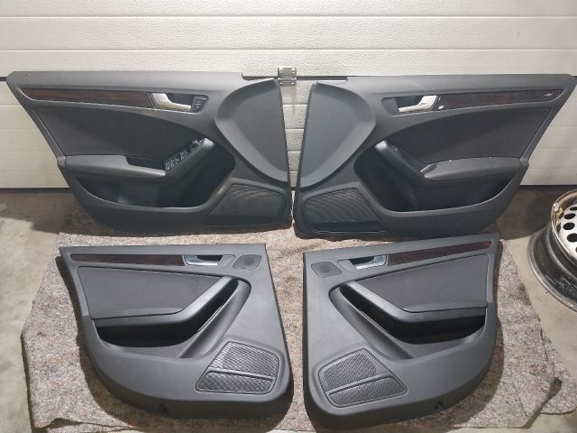 bontott AUDI A4 B8 Ajtó Kárpit Szett