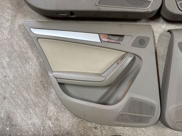bontott AUDI A4 B8 Ajtó Kárpit Szett