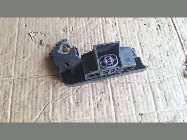 bontott AUDI A4 B8 Akkumulátor Saru Elektronikával