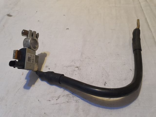 bontott AUDI A4 B8 Akkumulátor Saru Elektronikával