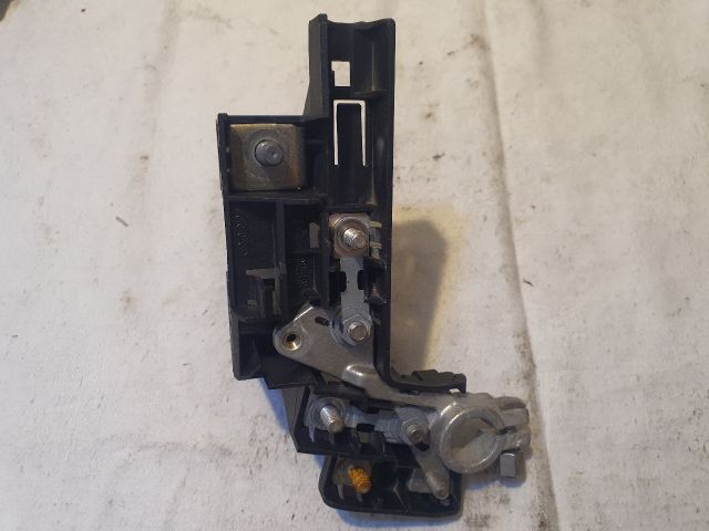 bontott AUDI A4 B8 Akkumulátor Saru