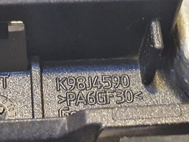 bontott AUDI A4 B8 Akkumulátor Saru