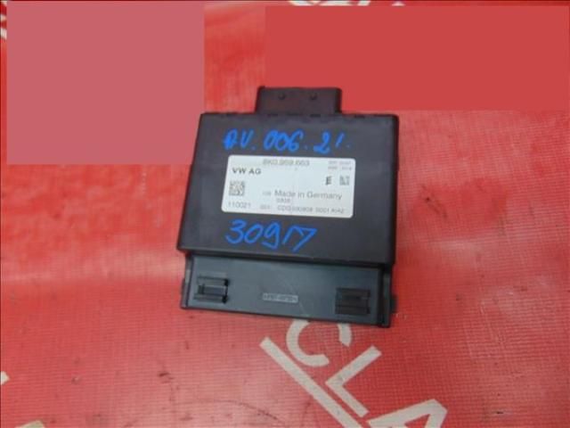 bontott AUDI A4 B8 Akkumulátor Vezérlő Panel