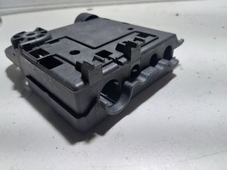 bontott AUDI A4 B8 Akkumulátor Vezérlő Panel