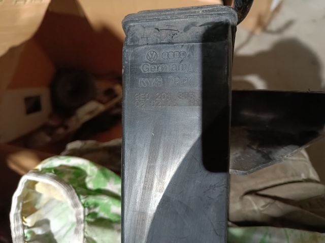 bontott AUDI A4 B8 Aktív Szénszűrő