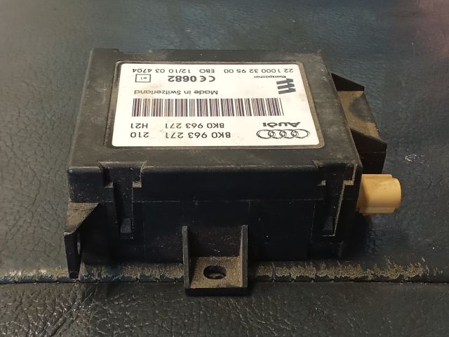 bontott AUDI A4 B8 Állófűtés Vezérlő Panel