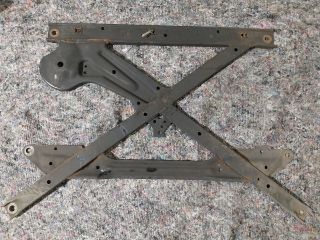 bontott AUDI A4 B8 Alsó Kereszttartó