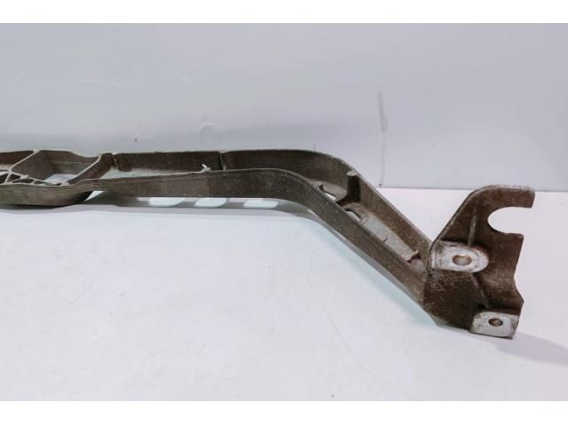 bontott AUDI A4 B8 Alsó Kereszttartó