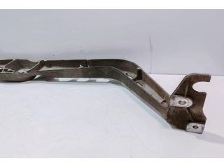 bontott AUDI A4 B8 Alsó Kereszttartó