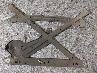 bontott AUDI A4 B8 Alsó Kereszttartó