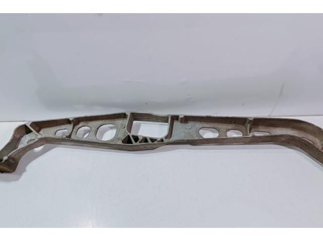 bontott AUDI A4 B8 Alsó Kereszttartó