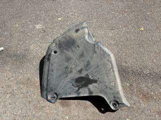 bontott AUDI A4 B8 Alsó Padlólemez Burkolat