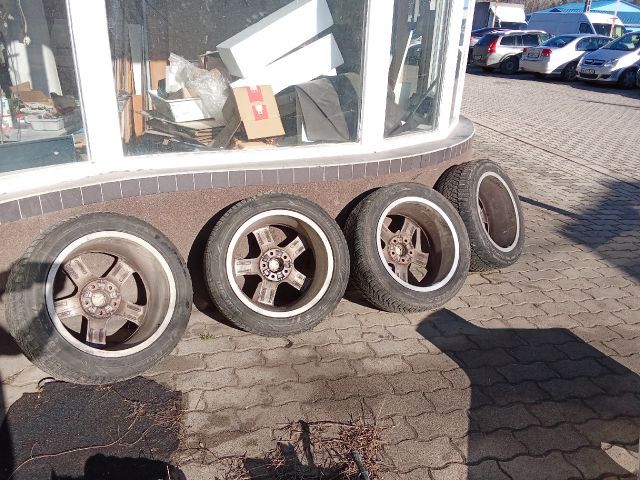 bontott AUDI A4 B8 Alufelni Szett Gumival