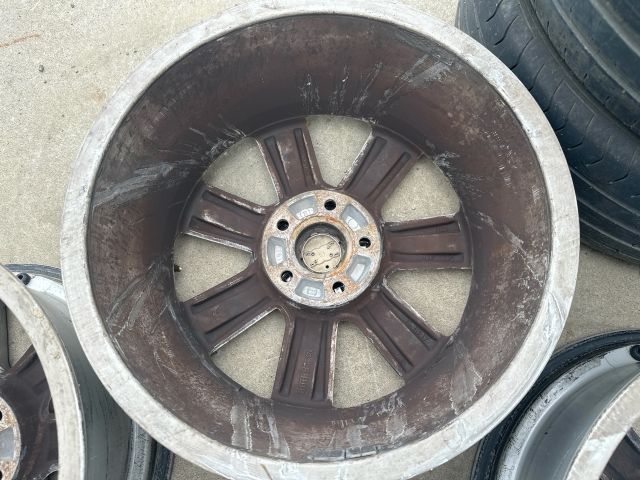 bontott AUDI A4 B8 Alufelni Szett