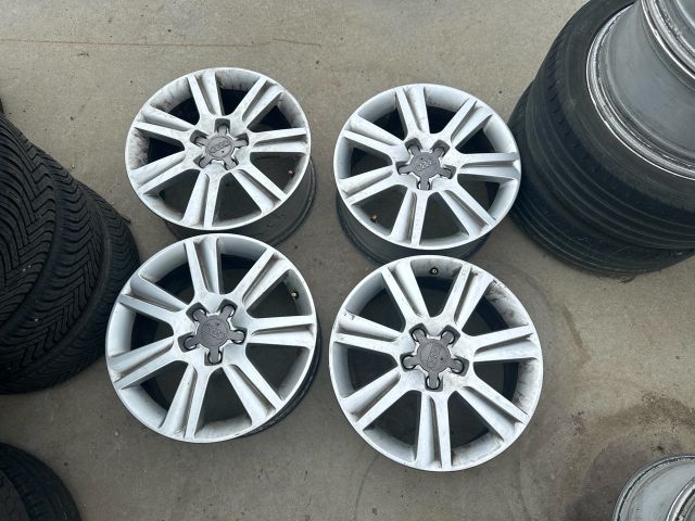 bontott AUDI A4 B8 Alufelni Szett