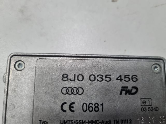 bontott AUDI A4 B8 Antenna Erősítő