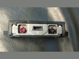 bontott AUDI A4 B8 Antenna Erősítő