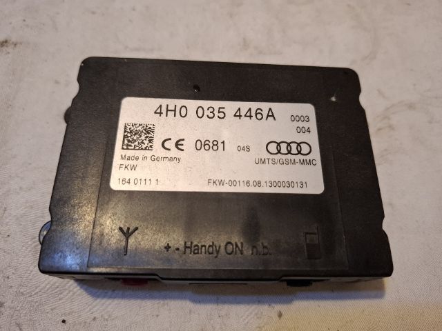 bontott AUDI A4 B8 Antenna Erősítő