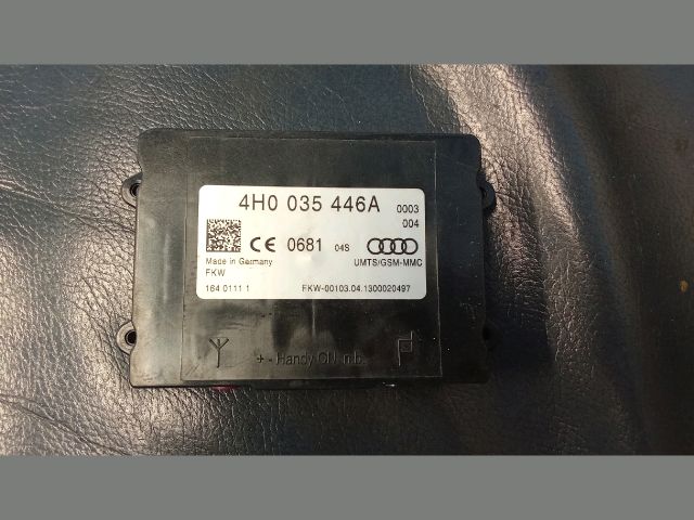 bontott AUDI A4 B8 Antenna Erősítő