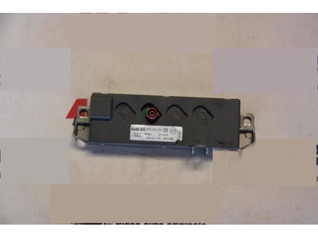 bontott AUDI A4 B8 Antenna Erősítő