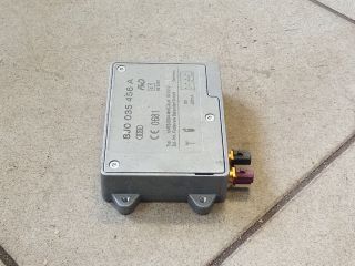 bontott AUDI A4 B8 Antenna Erősítő