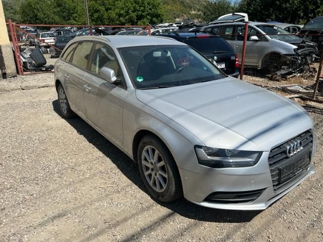 bontott AUDI A4 B8 Antenna Erősítő