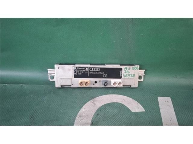 bontott AUDI A4 B8 Antenna Erősítő
