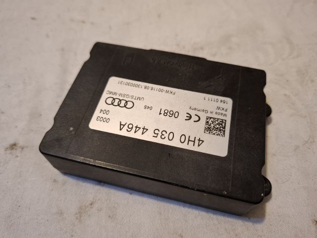 bontott AUDI A4 B8 Antenna Erősítő