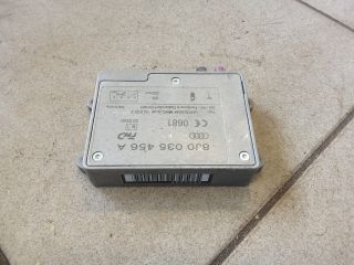 bontott AUDI A4 B8 Antenna Erősítő