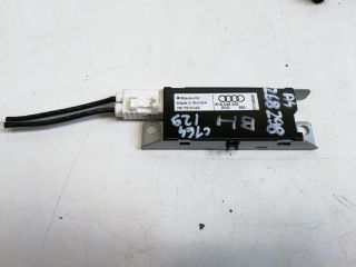 bontott AUDI A4 B8 Antenna Erősítő