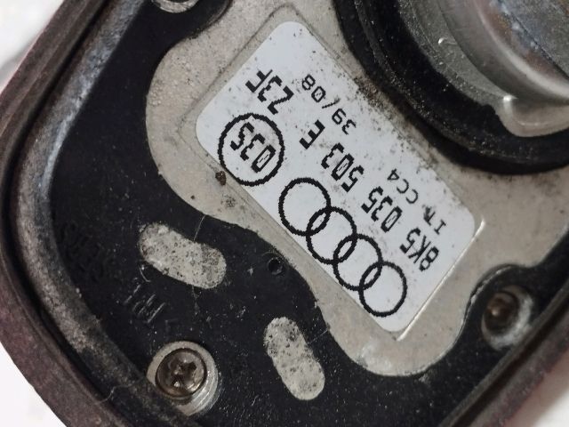 bontott AUDI A4 B8 Antenna