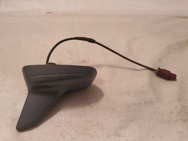 bontott AUDI A4 B8 Antenna