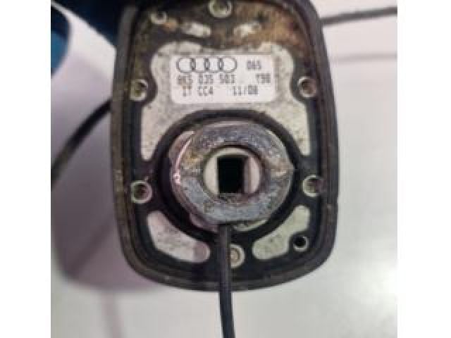 bontott AUDI A4 B8 Antenna