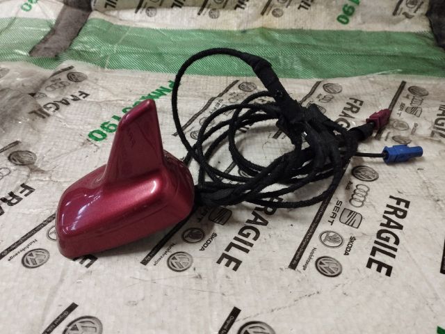 bontott AUDI A4 B8 Antenna