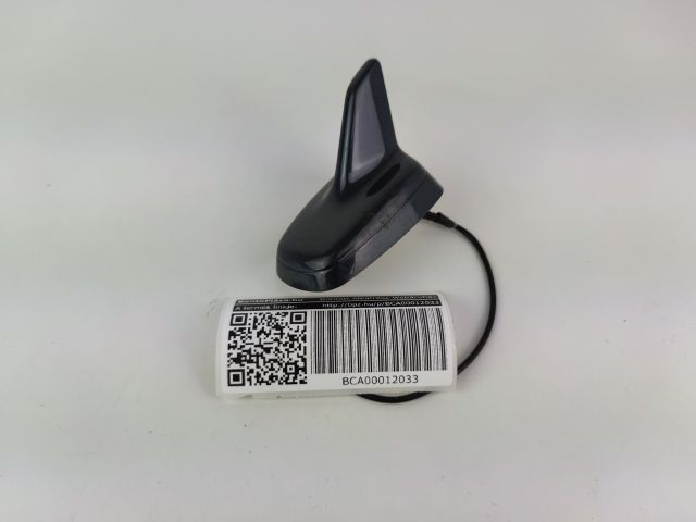 bontott AUDI A4 B8 Antenna