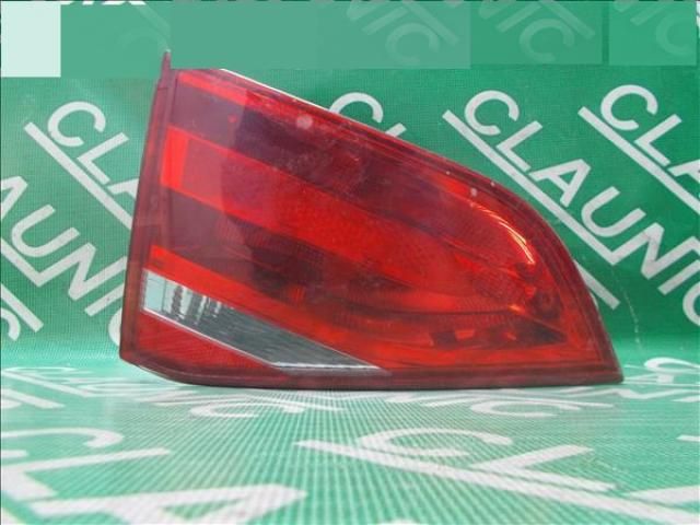 bontott AUDI A4 B8 Bal Belső Hátsó Lámpa