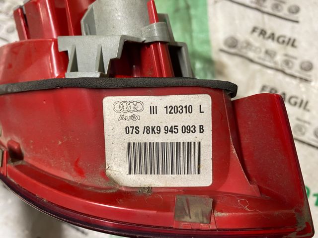 bontott AUDI A4 B8 Bal Belső Hátsó Lámpa