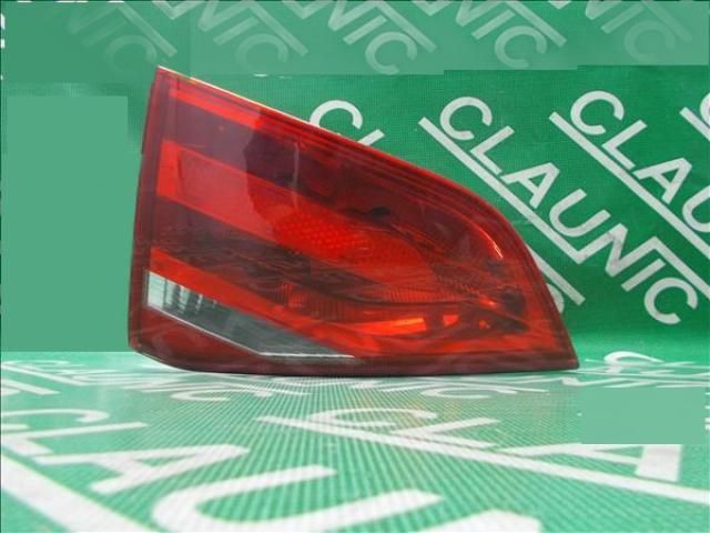 bontott AUDI A4 B8 Bal Belső Hátsó Lámpa