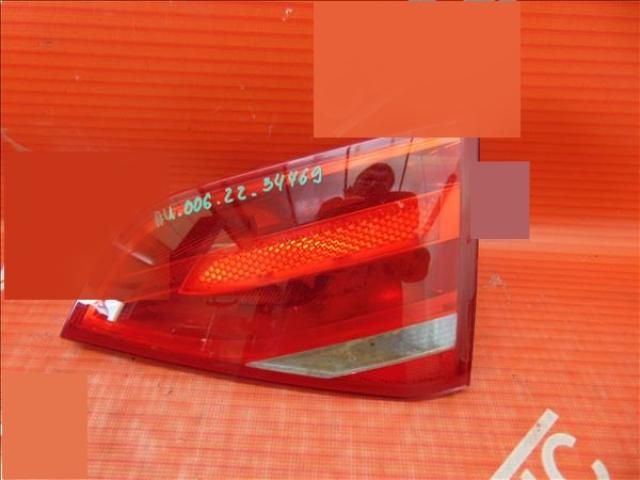 bontott AUDI A4 B8 Bal Belső Hátsó Lámpa